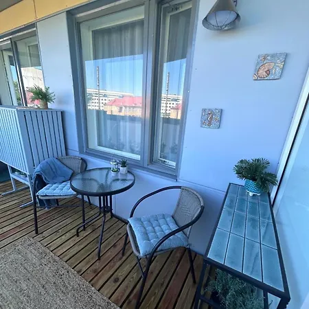 Apartment Stella's - Center - Free Secure Parking - Big Sun Terrace - Air Conditioning - Wifi - Tram To The Bus Station And Old Town