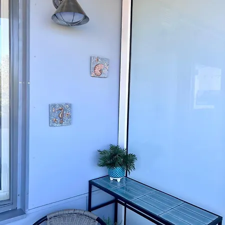 Stella's - Center - Free Secure Parking - Big Sun Terrace - Air Conditioning - Wifi - Tram To The Bus Station And Old Town * Reval