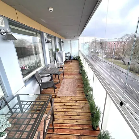 Stella's - Center - Free Secure Parking - Big Sun Terrace - Air Conditioning - Wifi - Tram To The Bus Station And Old Town