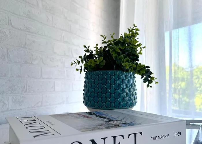 Stella's - Center - Free Secure Parking - Big Sun Terrace - Air Conditioning - Wifi - Tram To The Bus Station And Old Town Apartman Tallinn