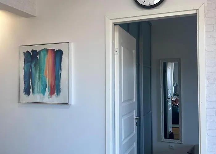 דירה Stella's - Center - Free Secure Parking - Big Sun Terrace - Air Conditioning - Wifi - Tram To The Bus Station And Old Town