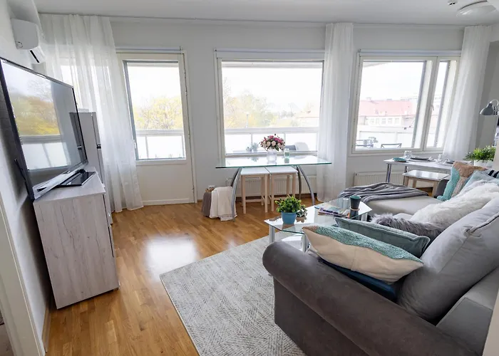 דירה Stella's - Center - Free Secure Parking - Big Sun Terrace - Air Conditioning - Wifi - Tram To The Bus Station And Old Town