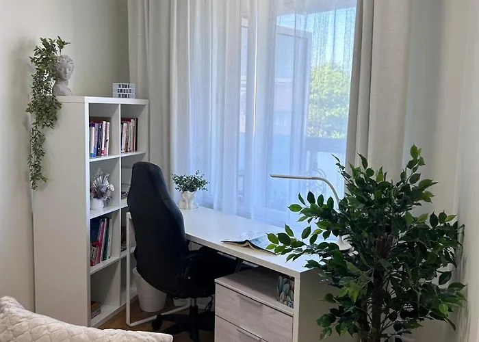 Stella's - Center - Free Secure Parking - Big Sun Terrace - Air Conditioning - Wifi - Tram To The Bus Station And Old Town Apartament *